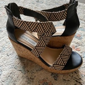 Steve Madden Black and White Patterned Wedge